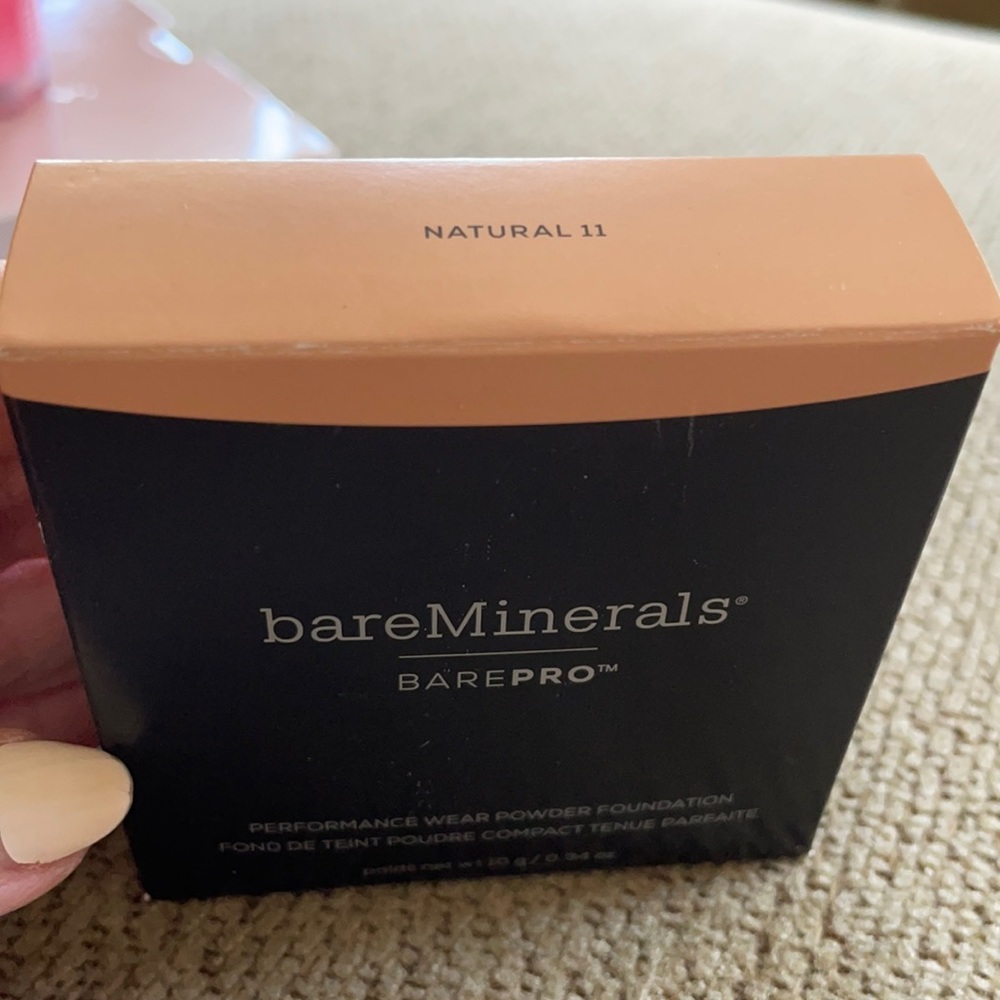 New! Bare Minerals Bare Pro performance wear foundation powder
